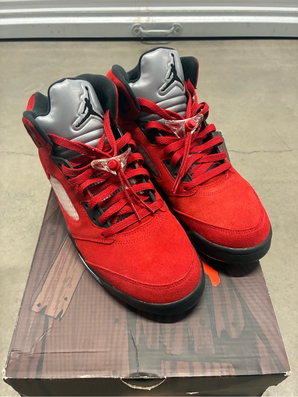 JORDAN 5 RAGING BULL 100% AUTHENTIC